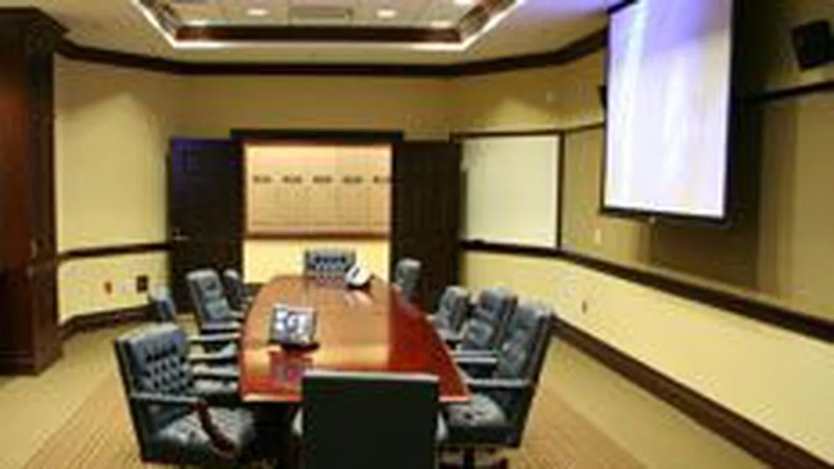 Criza creste cererea pentru intalniri virtuale de business, prin videoconferinte