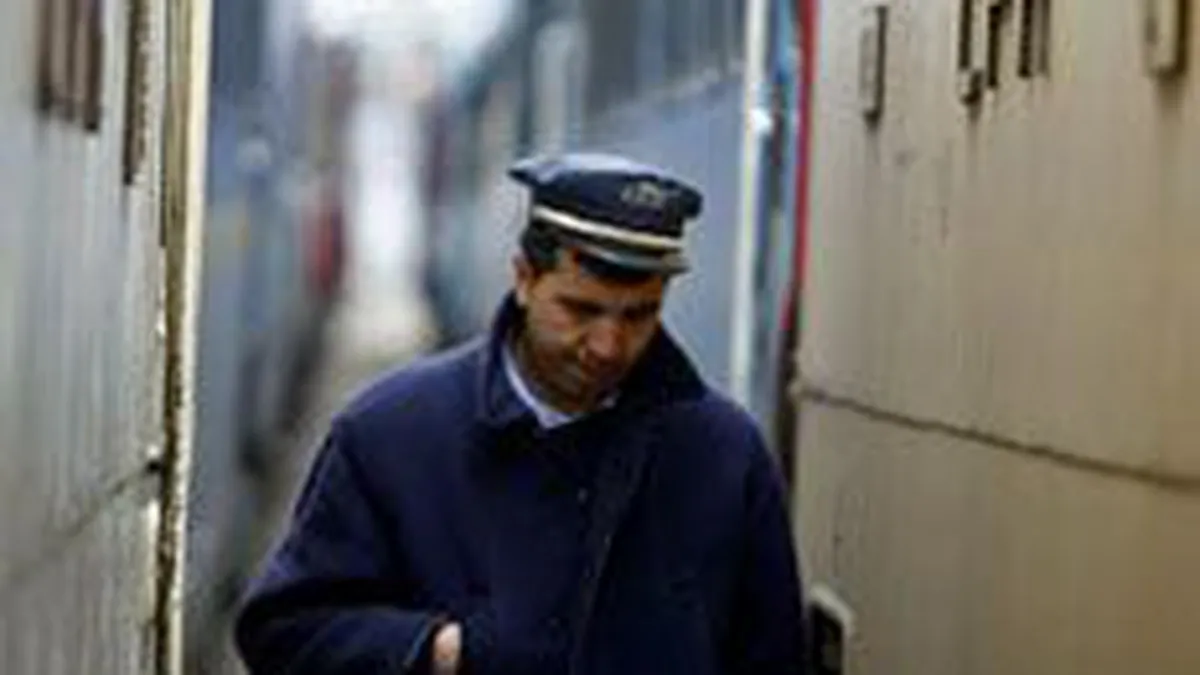 Ministerul Transporturilor vrea sa dea afara peste 12.000 de angajati de la CFR