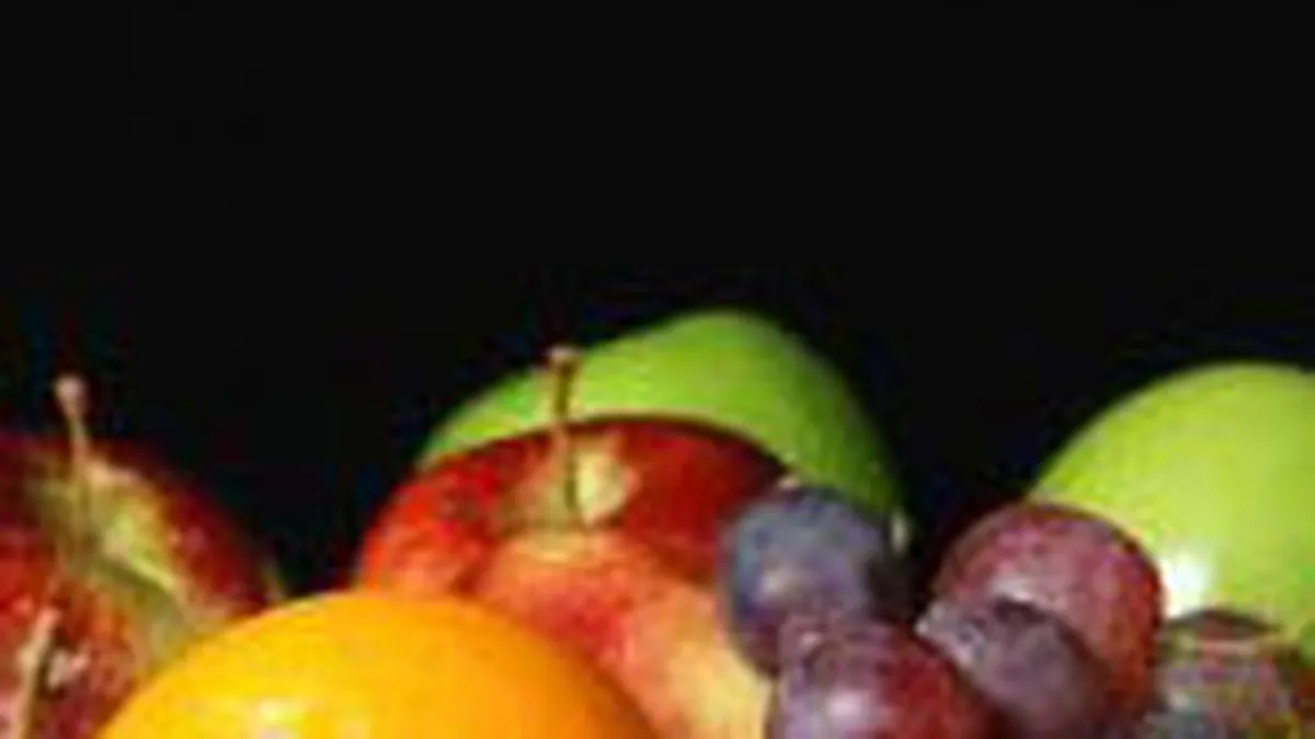 Romania a exportat in 2008 de 17 ori mai putine fructe decat a importat