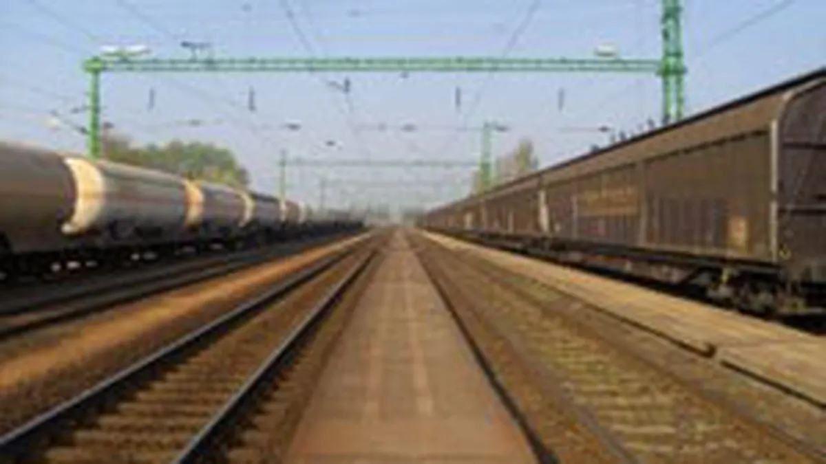 CFR introduce 20 de trenuri si anuleaza 50 de Paste