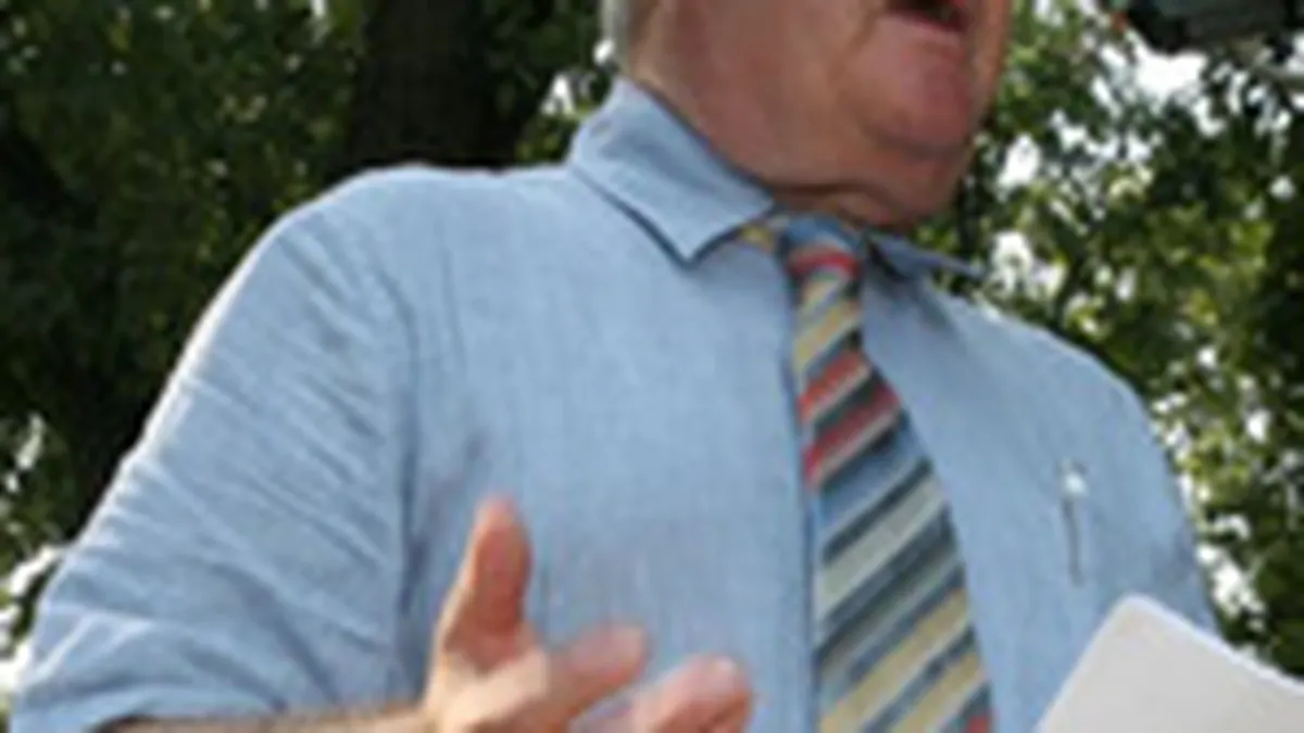 Holcim da semnalul revenirii in constructii si isi recheama angajatii la lucru