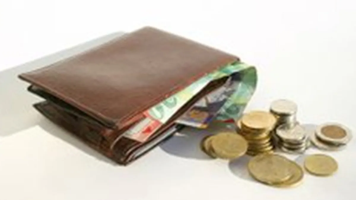 Patronate: Majorarea salariului minim va creste numarul de disponibilizari