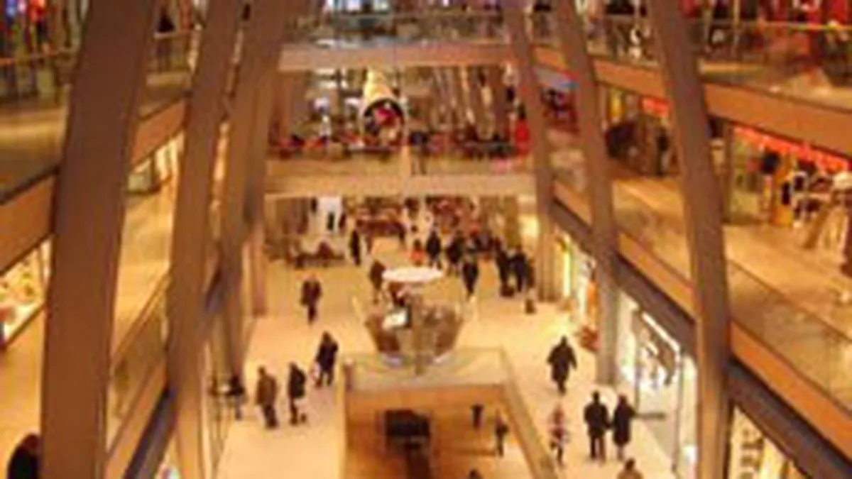 Constructia a 7 milioane de metri patrati de spatii de retail, amanata in Europa