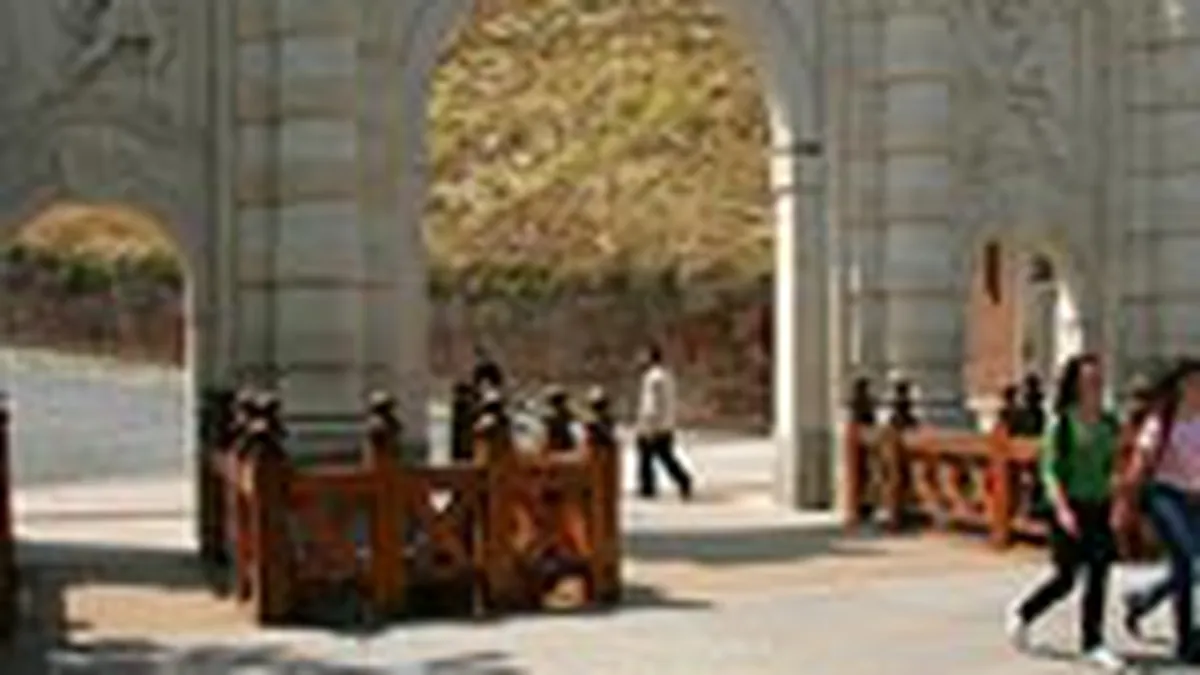 MT va aloca 2 mil. lei pentru reconstructia castrului roman Alba Carolina