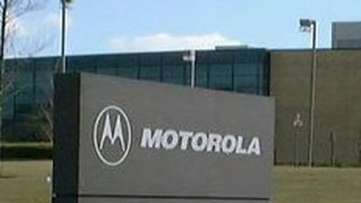 Motorola si-a adancit pierderile la 293 mil. $, in primele trei luni