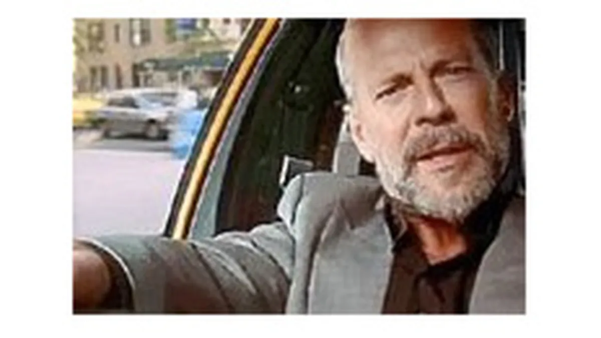 Investitorii Aviva acuza grupul ca a risipit 90 mil. euro pe rebranding. Vezi VIDEO