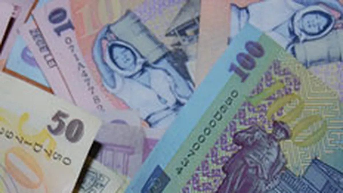 Isi intoarce BNR fata de la indatoratii in valuta si lasa euro sa atinga 4,7 lei in toamna?