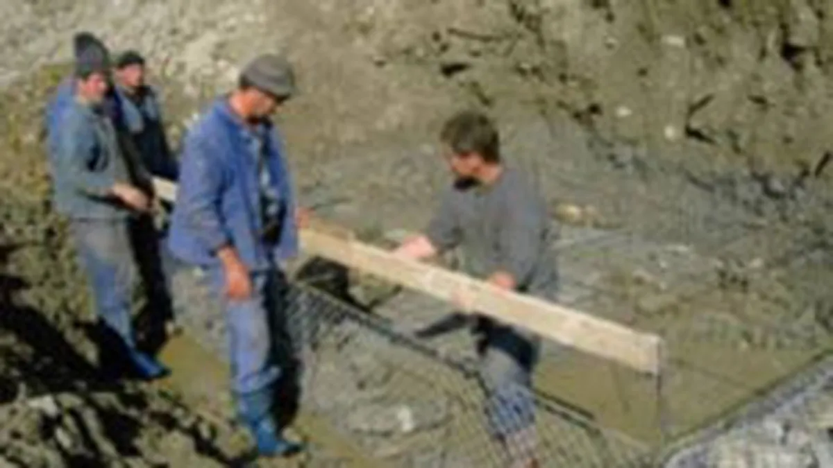 Conversmin investeste 2 mil. euro in construirea de locuinte in Valcea