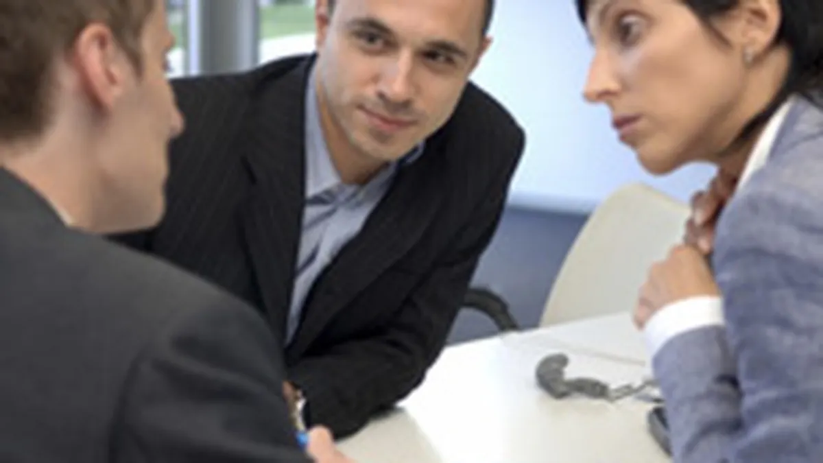 HVI: Pe timp de criza, angajatii sunt cel mai bine motivati prin stabilitate