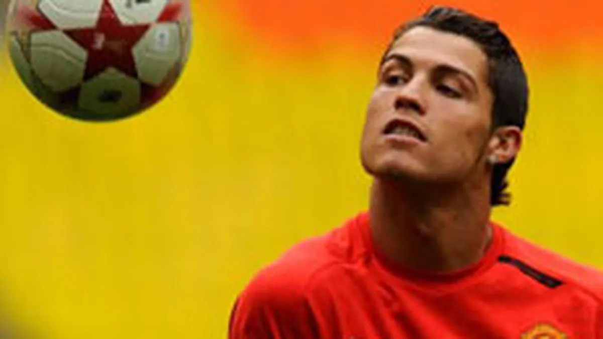 Nike si Cristiano Ronaldo pregatesc cel mai mare contract de marketing din fotbal: 6 mil. lire pe an