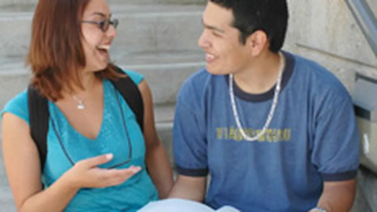 Sondaj MyJob: 70% dintre studentii romani au un job