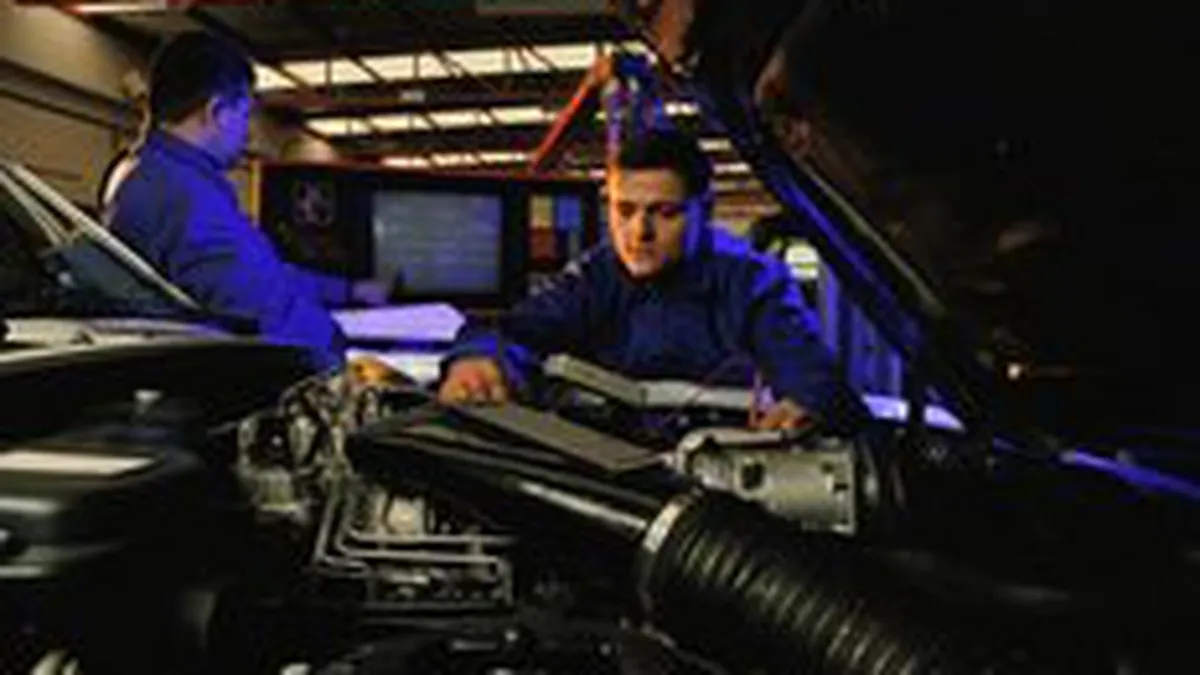 Razboiul promotiilor auto se muta in service