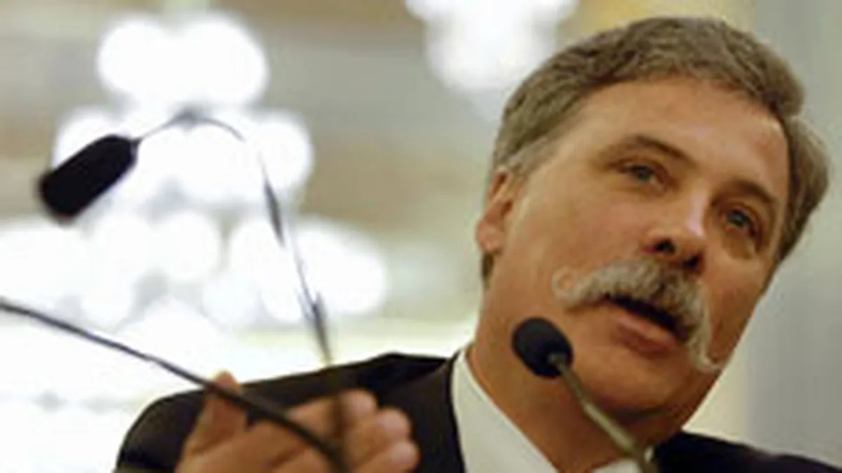 Schimbare in conducerea News Corp. Fiul lui Murdoch mai are de asteptat