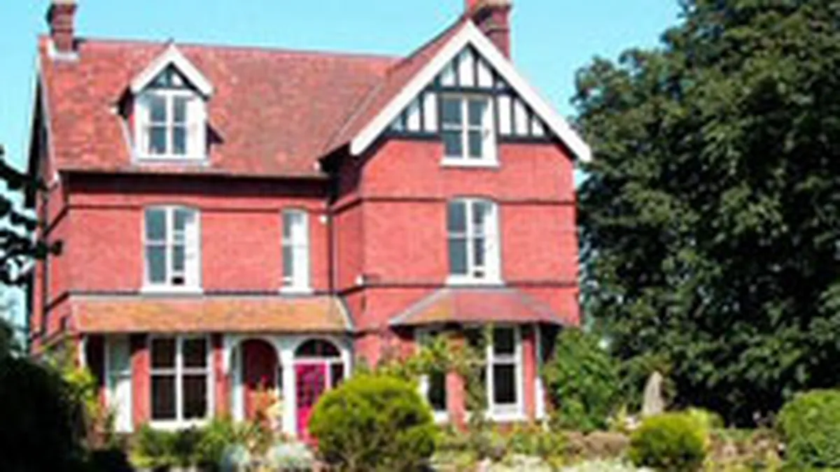 Piata rezidentiala din Marea Britanie prezinta primele semne de stabilizare