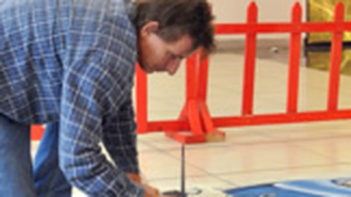 Credit Europe Bank va promova CardAvantaj prin arta urbana in mall