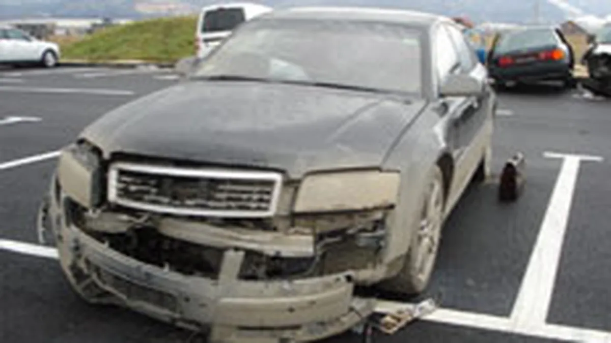 Un bacauan cere falimentul asiguratorului Delta Addendum, pentru neplata daunei pe un Audi A8 avariat
