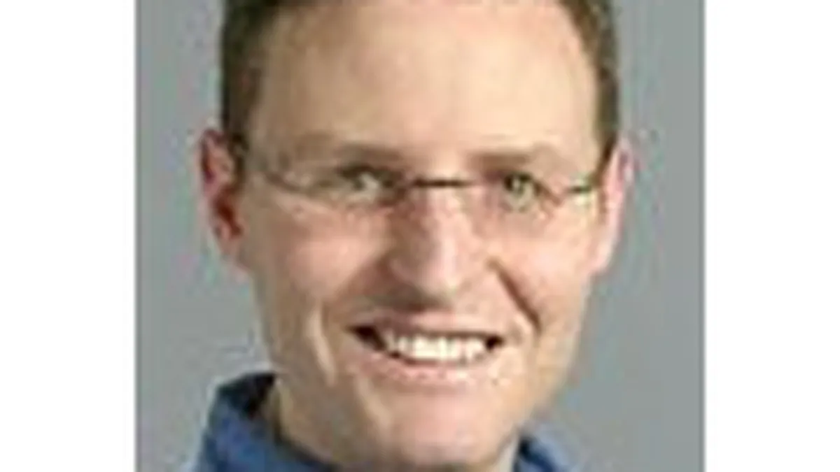 Facebook si-a angajat un nou director financiar: David Ebersman