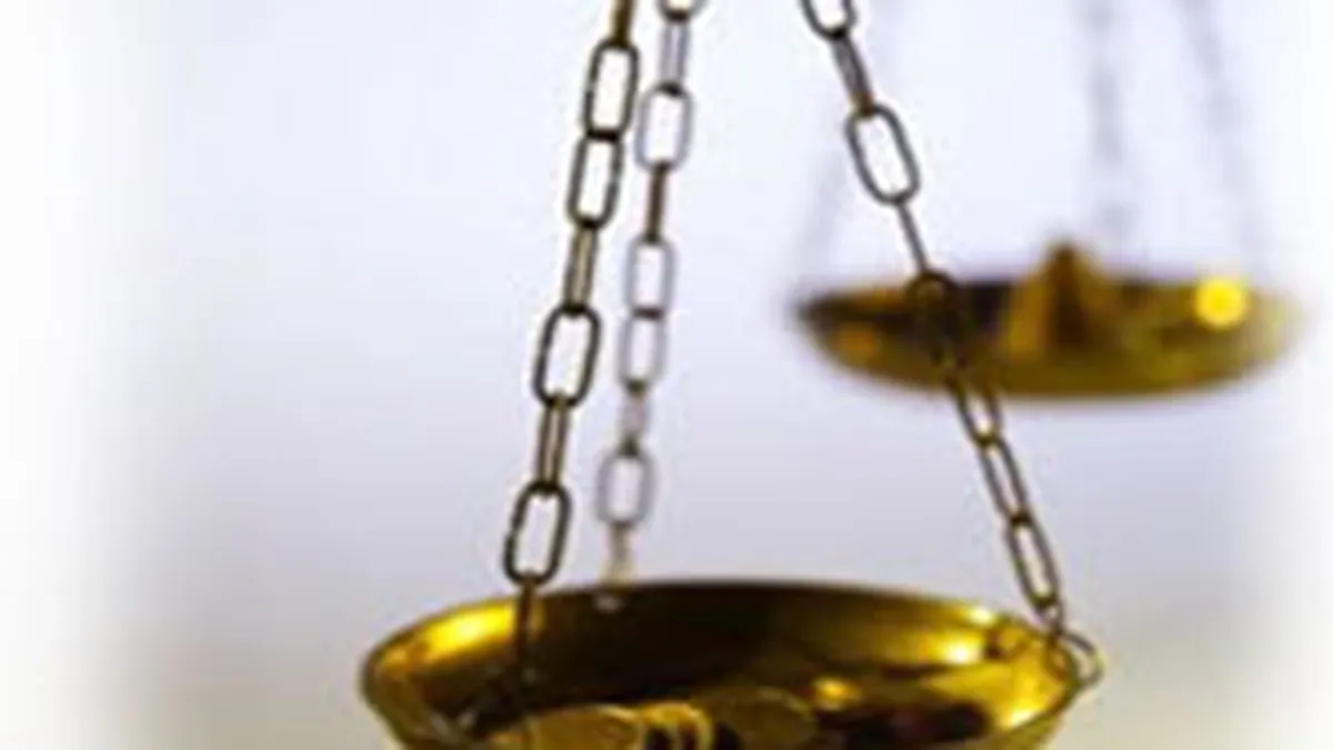 Cum a coborat Romania in trei luni de la o recesiune estimata la - 4%, la una de - 8%