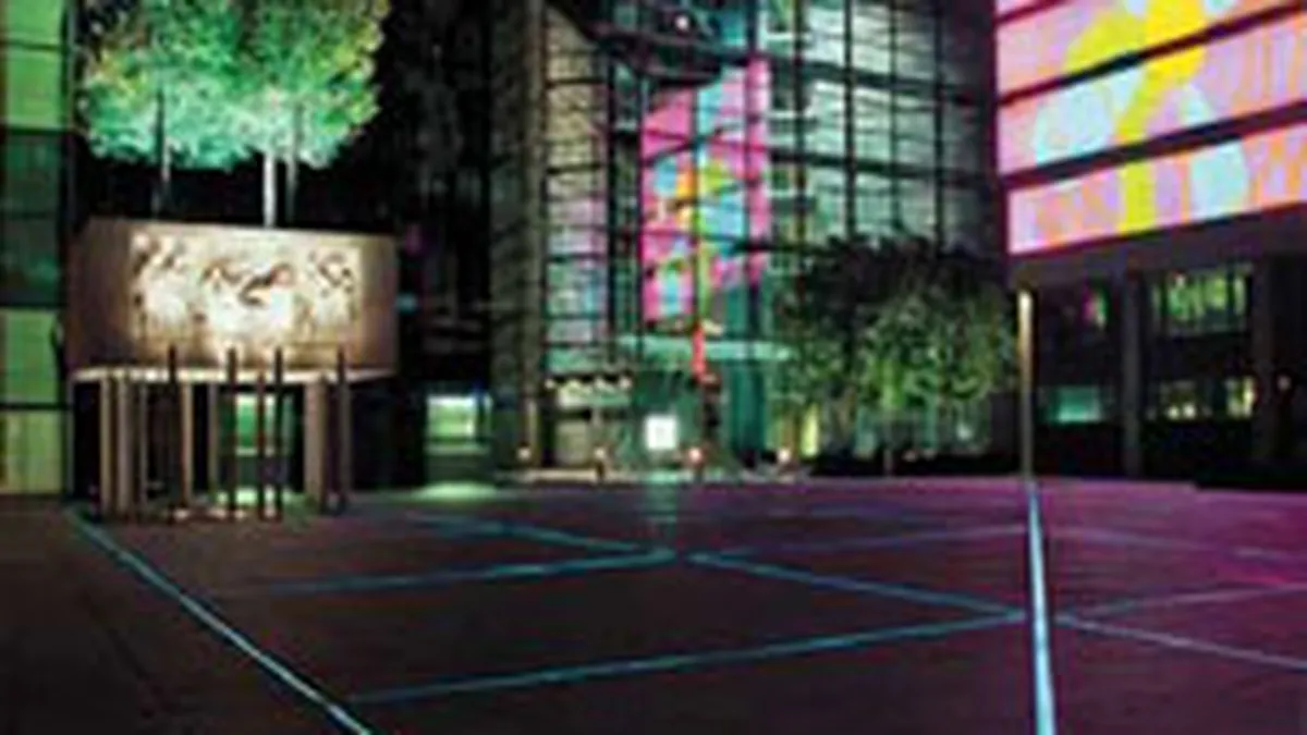 Valoarea proprietatilor Casei Regale britanice s-a depreciat pentru prima data in ultimii 16 ani