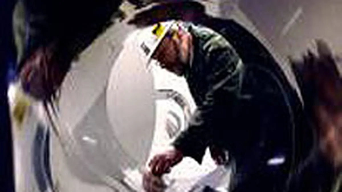 Productia industriala a scazut in luna mai cu 9,8%