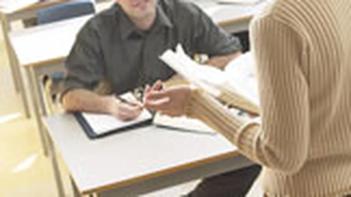 Asebuss: Cererea pentru cursuri de formare a scazut cu 20-30% in primele 6 luni