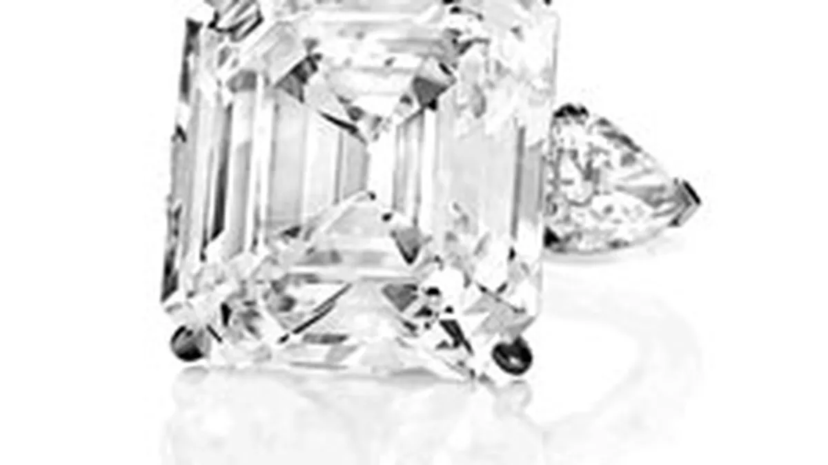 Un diamant de 32 de carate, evaluat la 5 mil.$, va fi scos la licitatie in toamna