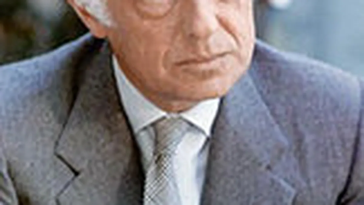 Gianni Agnelli, fostul presedinte al Fiat, acuzat de evaziune de 1 mld. euro