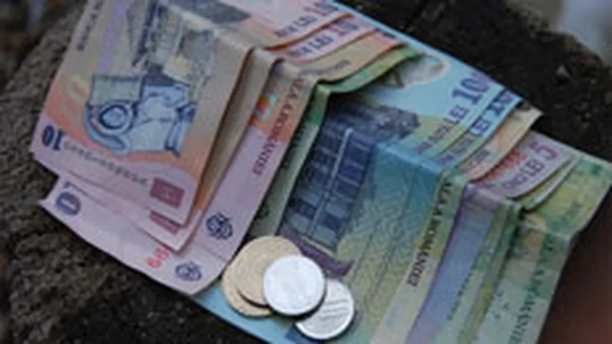 Cursul oficial a crescut cu un ban luni, la 4,2216 lei/euro