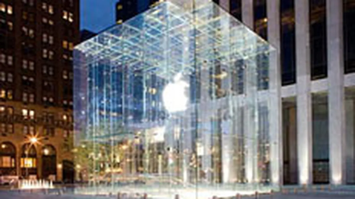 Apple este cel mai de succes retailer de pe Fifth Avenue. Vanzarile cresc pe o piata in scadere
