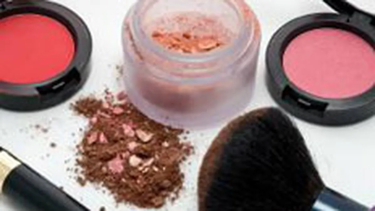 Vanzarile de cosmetice din super si hipermaketuri au crescut cu 3% in S1