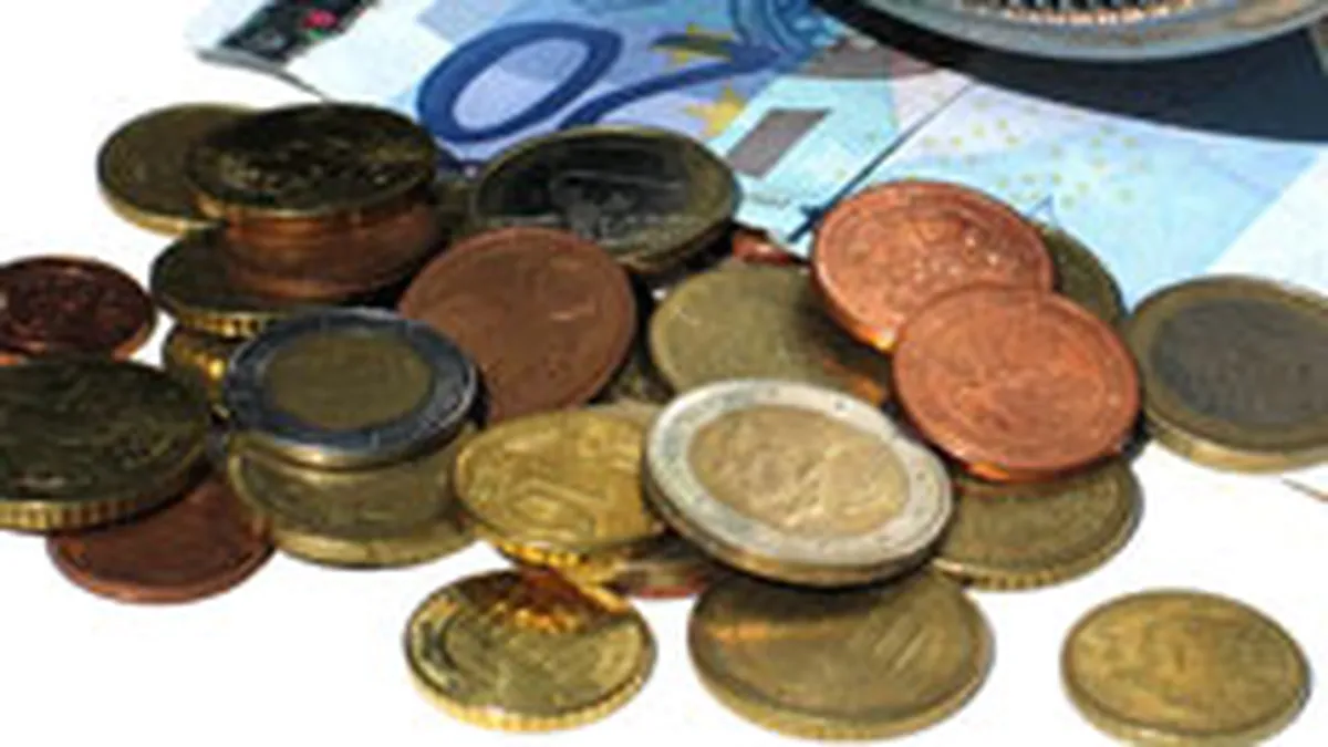 Reuters: Leul se va deprecia pana la 4,29 unitati fata de euro in urmatoarele 3 luni