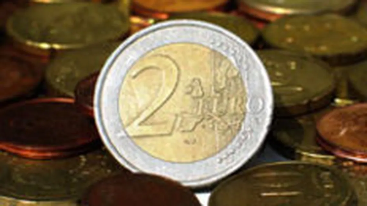 ING: Leul ar putea scadea, in lipsa reducerii salariilor bugetare