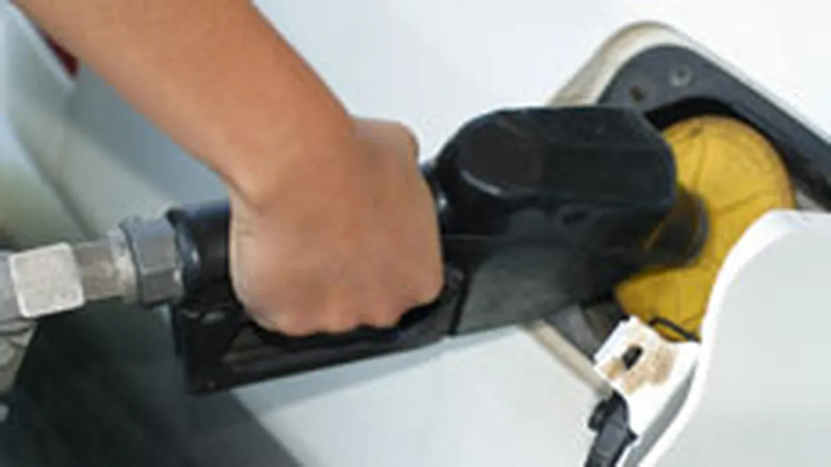 Afacerile din comertul cu amanuntul, in scadere cu 13,8% fata de iulie 2008