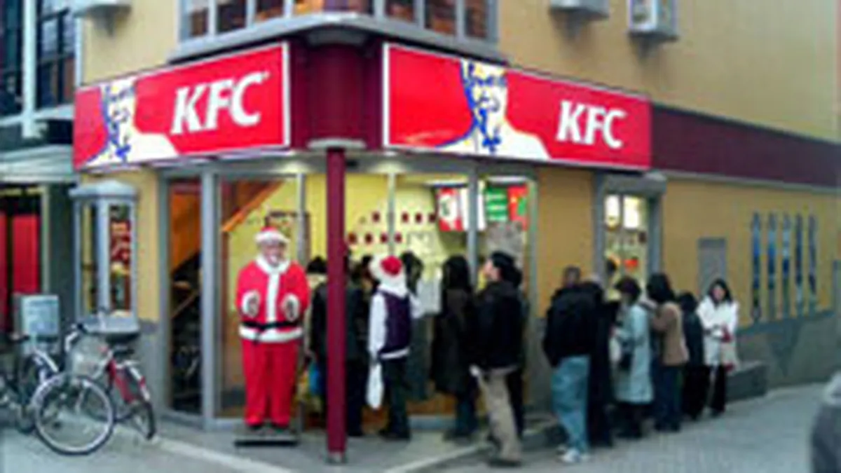 KFC a economisit peste 16 ani din timpul managerilor prin recrutarea online