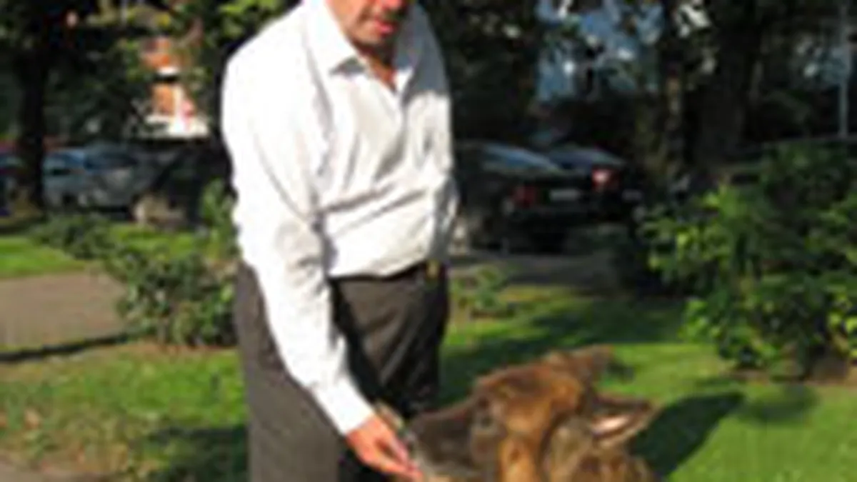 La plimbare cu fondatorul Mc Donald\'s Romania: Ultima zi la multinationala, prima zi de \libertate\