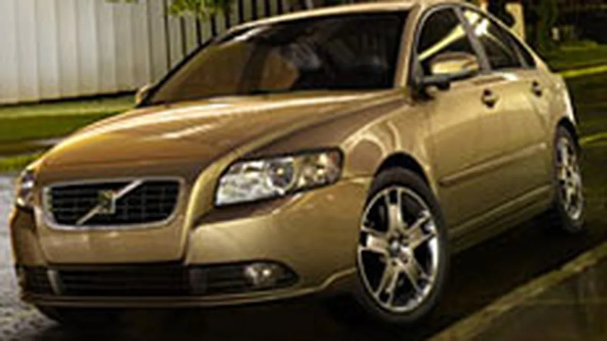 Primul automobil hibrid Volvo va fi lansat in 2012