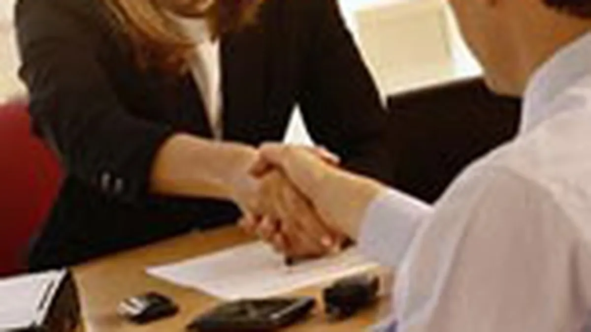 Bursa locurilor de munca pentru absolventi: Angajatorii au selectat o treime din CV-uri