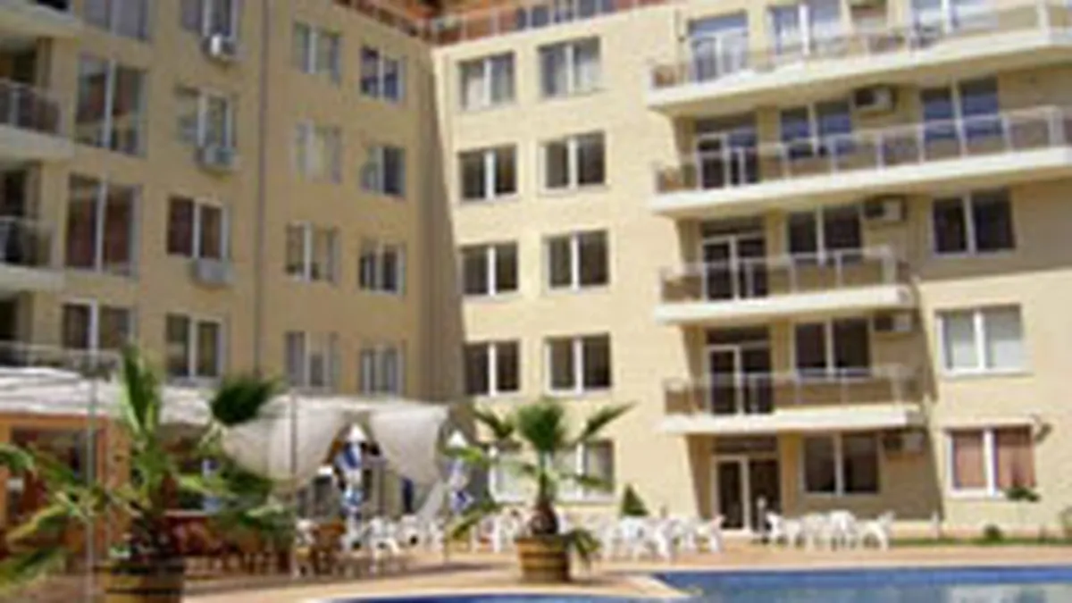 Numarul vizitatorilor straini in Bulgaria a scazut cu 10% in august