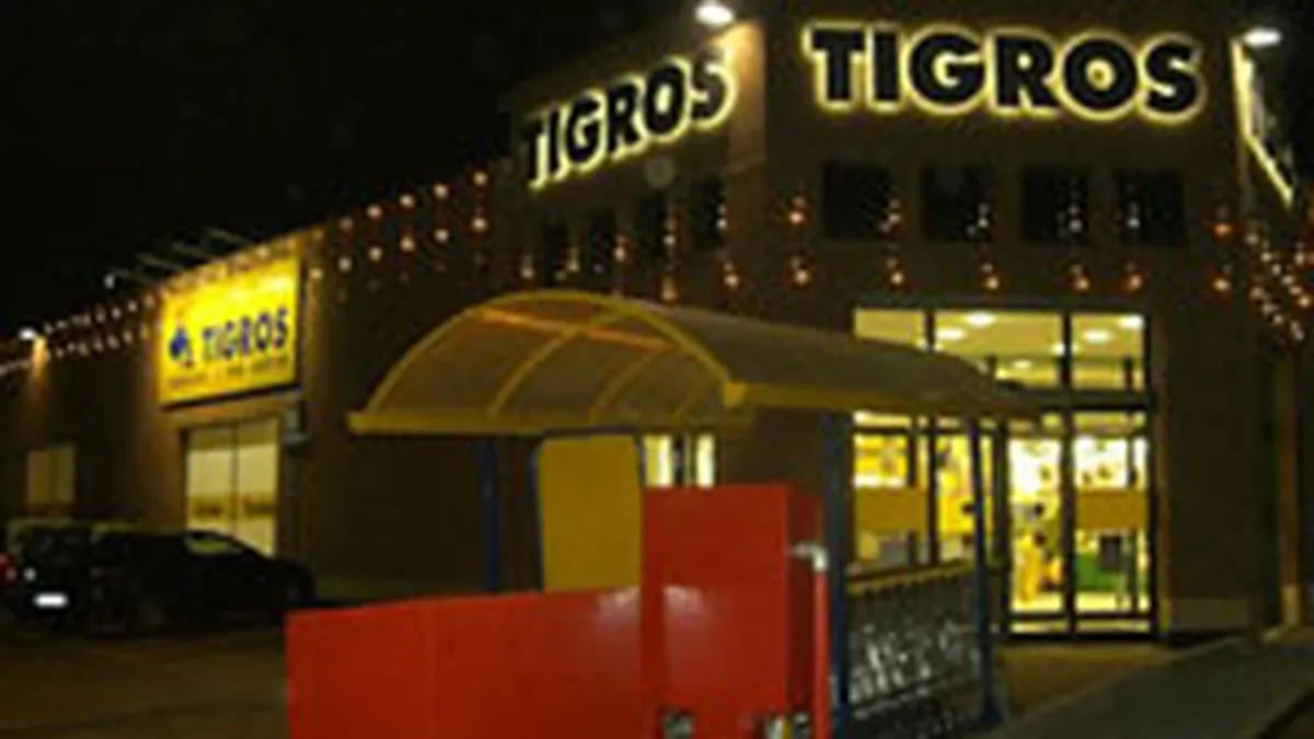 Premii oferite clientilor de un un lant italian de magazine: Joburi pentru un an