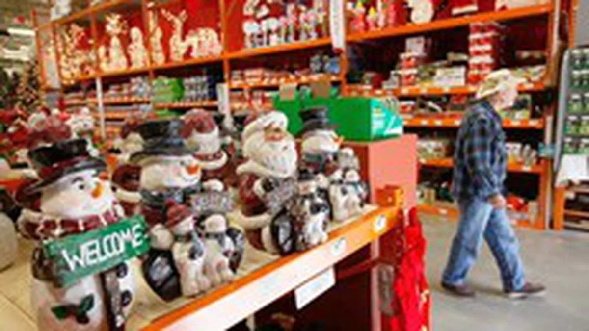 Vanzarile de retail din SUA din perioada sarbatorilor ar putea scadea al doilea an consecutiv