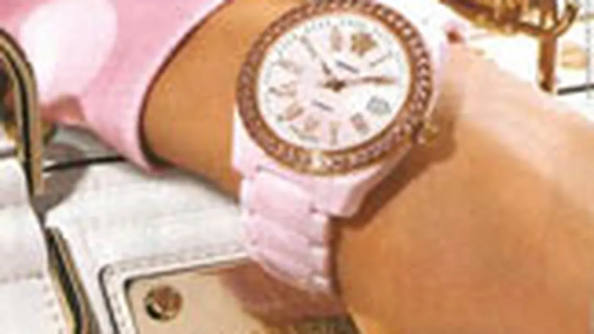 Versace s-a retras din Japonia, dar ar putea reveni in 2010