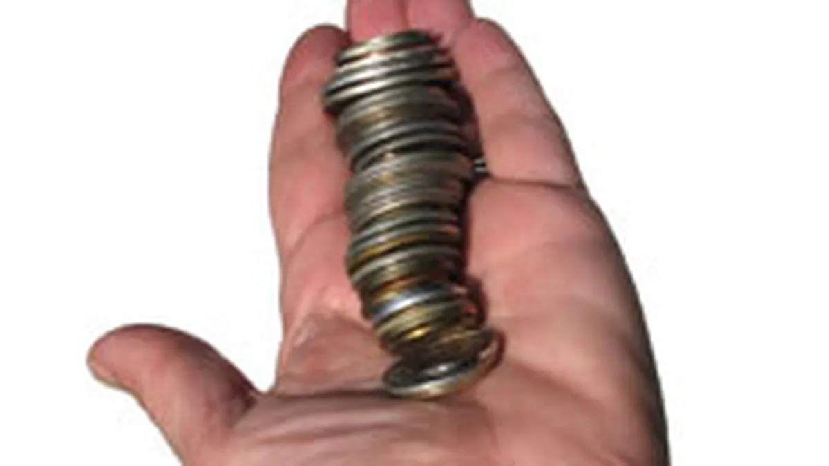 Sindicatele accepta un salariu minim de 705 lei