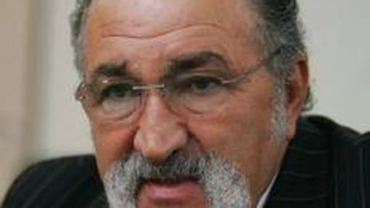 Top 300 Capital: Ion Tiriac, Dinu Patriciu si familia Voiculescu, cei mai bogati romani