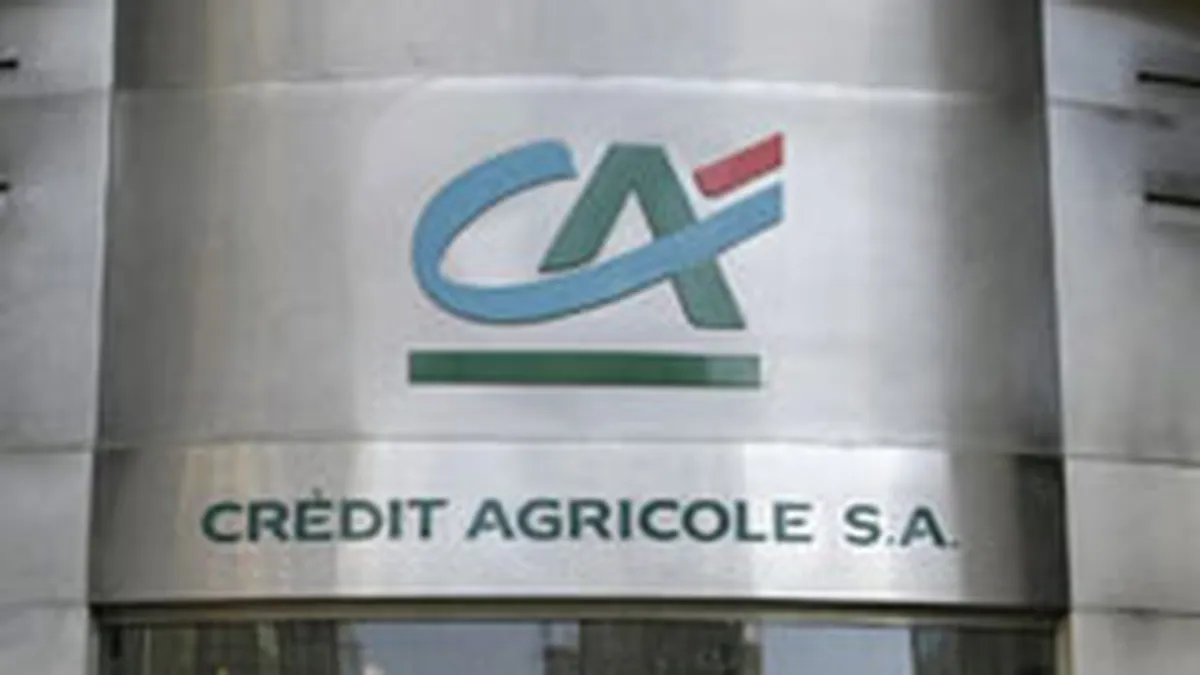 Credit Agricole vrea sa ramburseze statului datoria de 3 mld. euro in octombrie