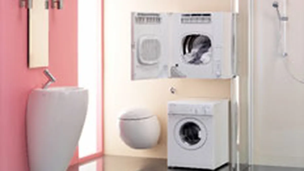 Electrolux isi inchide fabrica din Spania