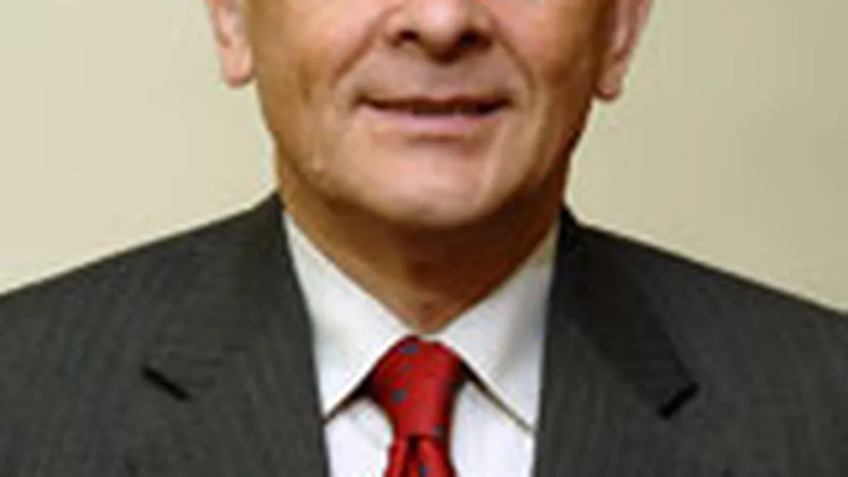 Stolojan: FMI trebuie sa discute cu un guvern cu puteri depline, riscam deprecierea leului