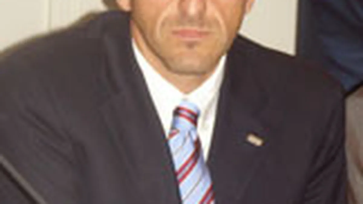 Porsche Asigurari isi extinte politele Casco si pentru masinile cumparate prin credit sau cash