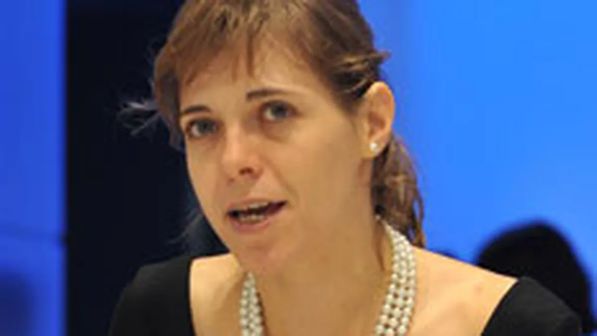 Director de cinema-marketing: Romanii nu mai gandesc \merg la filmul acesta\, ci \merg la un film\