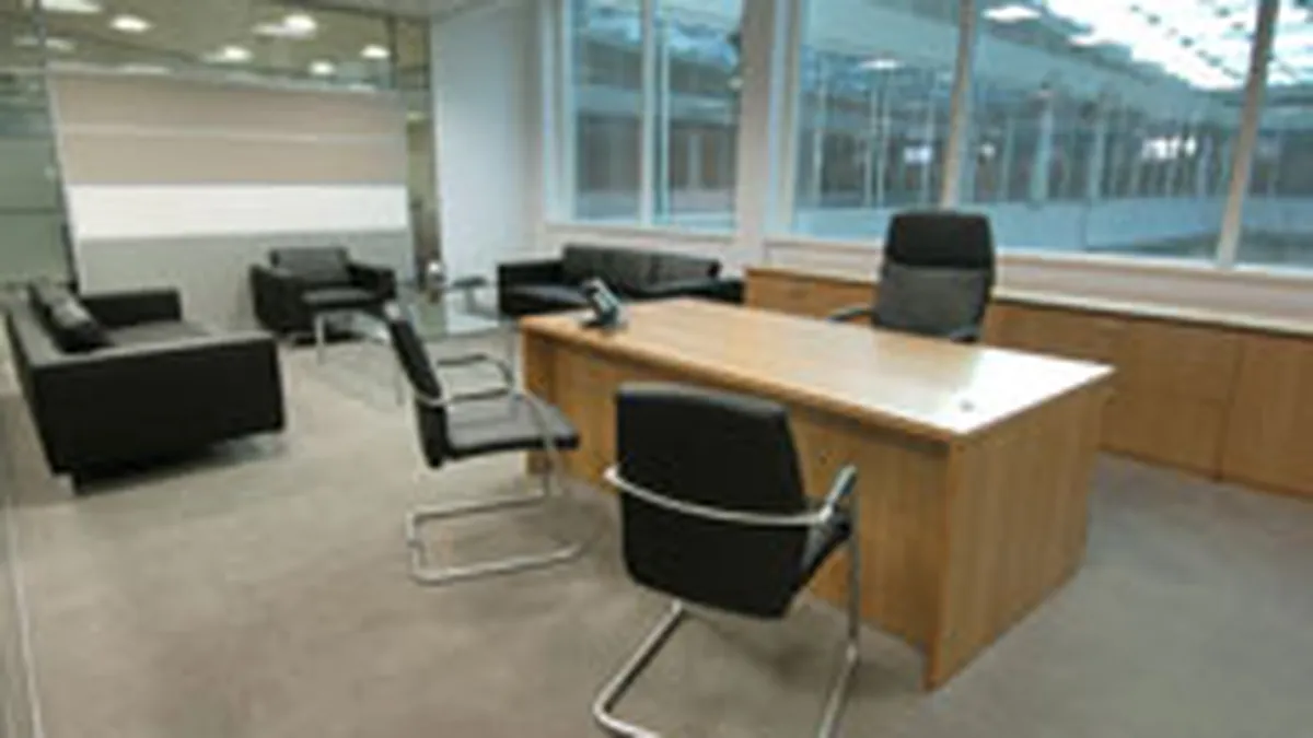 Randamentul investitiilor in birouri si spatii comerciale din Bucuresti a crescut cu 1 p.p in S1