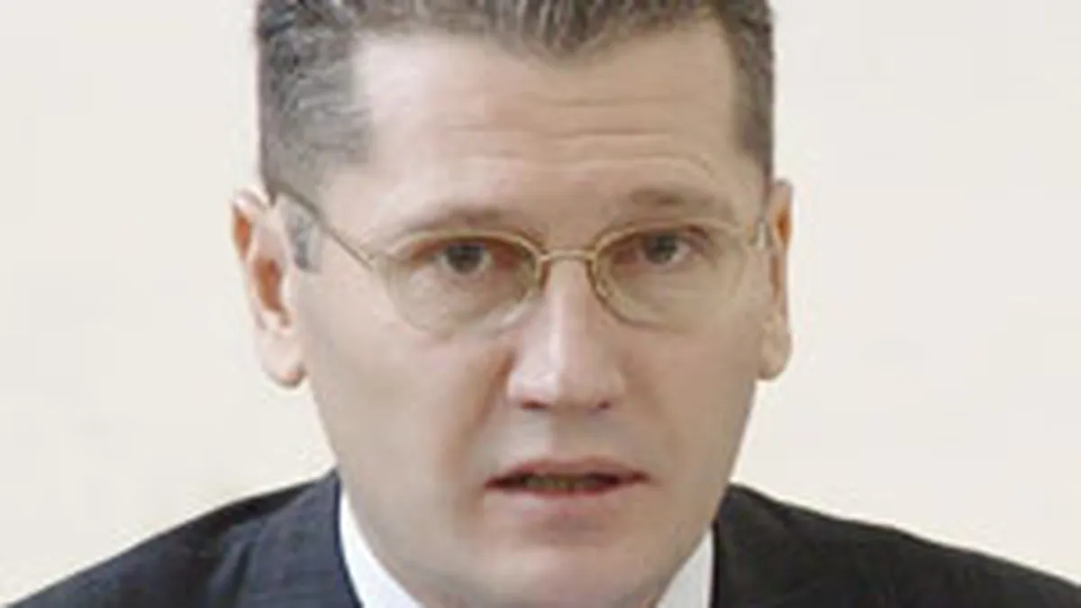 Negoita anunta un guvern de 14 ministere, format in marea majoritate din ministri PDL